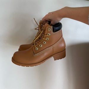 Jeffrey campbell booties